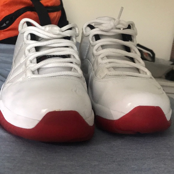 Jordan 11 Retro Low - Picture 5 of 5